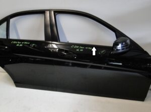 MERCEDES C 204 LIFT LISTWA PRAWA PRZÓD TYŁ W DRZWI