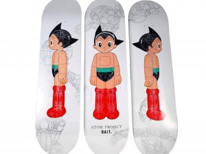 Lot #15246 – Astro Boy Bait Skateboard Deck Set Glow In the Dark GID LTD Artist Skateboards Astro Boy
