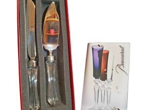 Lot #14669 – Baccarat Cake Server & Knife Set Crystal Handles Signed Mathias NIB Watch Parts & Boxes Baccarat