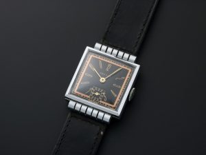 Lot #HB31-015 – Vintage Gents Consul Fancy Shrouded Lugs Watch Consul Consul