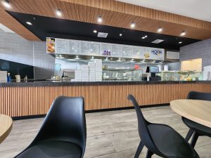 On the Hook — fish and chip shop in Botanic Ridge, Victoria