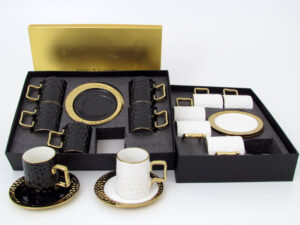 Set šolja 1/6 crne / bele