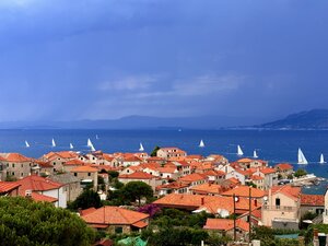 Loft Apartment Postira Aussicht zum Meer mit Regatte