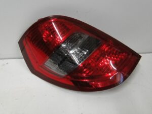 MERCEDES A KLASA W169 PO LIFCIE LAMPA LEWA AVANTGARDE