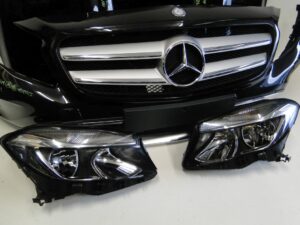 MERCEDES GLA X156 GRILL ATRAPA