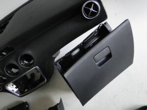 MERCEDES A KLASA W176 PO LIFCIE SCHOWEK