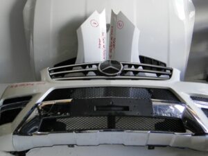 MERCEDES ML W166 ZDERZAK AMG PRZEDNI BIAŁY