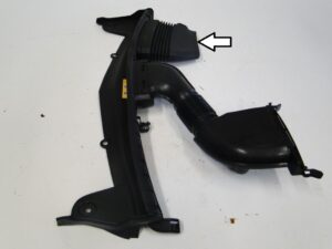 MERCEDES E KLASA W213 ŁĄCZNIK WLOTU POWIETRZA