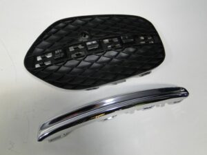 MERCEDES GLE 292 LISTWA CHROM PRAWA