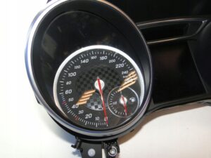 MERCEDES A KLASA W176 PO LIFCIE LICZNIK ZEGAR