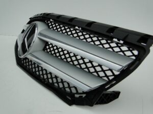 MERCEDES B KLASA W246 GRILL ATRAPA NA DISTRONIK