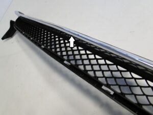 MERCEDES B KLASA W246 LIFT LISTWA CHROM W KRATKĘ