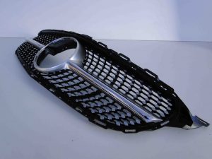 MERCEDES C KLASA W205 GRILL ATRAPA SVAROWSKI