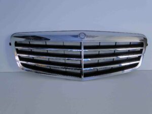 MERCEDES E KLASA W212 GRILL ATRAPA AMG AVANTGARDE