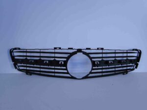 MERCEDES CLS 218 KRATKA POD GRILL ATRAPA