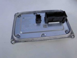 MERCEDES PRZETWORNICA LAMPY A2229008105