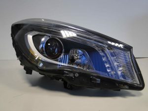 MERCEDES CLA 117 AMG LAMPA PRAWA XENON CZERWONY RING