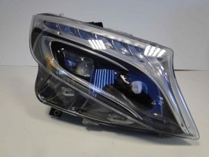 MERCEDES VITO V KLASA W447 LAMPA PRAWA LED ILS 447