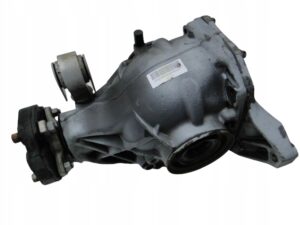 MERCEDES CLS 218 MOST TYLNY DYFER 2,47