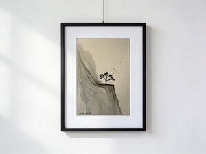 Black and white watercolor of a black tree suspended on the edge of a rocky cliff, with small birds in the wind and golden reflections like gold dust on the rock.
