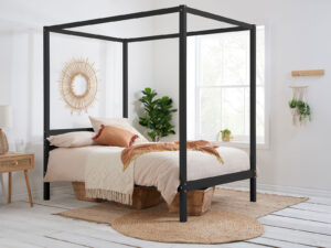 4ft6 Double Birlea Mercia 4 Poster Bedstead in Black