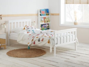 3ft Single BirleaOxford Pine Bedstead in White Pine