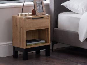 Julian Bowen Bali 1 Drawer Bedside in Oak