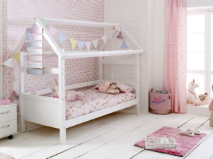 Kids Avenue Nordic Playhouse 1 With Flat White Gable Ends