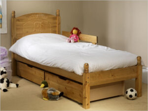 3'0" Single Friendship Mill Teddy Bedstead in Pine (including mattress)