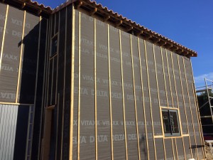 pare pluie maison bois massif
