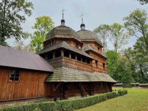 Mehr über den Artikel erfahren Tag der Holzkirchen