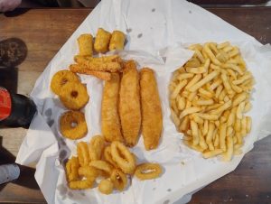 Champion Lakes Fish and Chips — fish and chip shop in Camillo, Western Australia