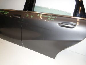 MERCEDES B KLASA W246 LIFT DRZWI TYLNE LEWE 787