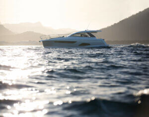 Technologie Tworzyw Sztucznych 3 sealine s330 photo exterieur 2015 150702 rgb s330 exterieur 23 1390532628619562084 1980 0 0