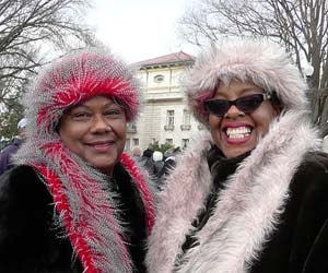 Two black women by Djembayz