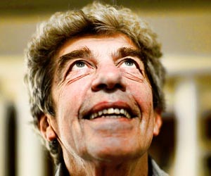 Older man looking up by Christopher Michel