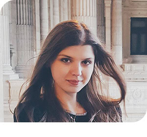 CRISTINA G