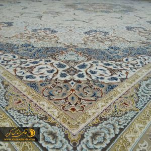 فرش طرح مهرگان کرم
