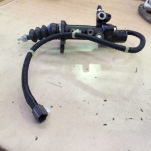 8-97947765-0 ISUZU DMAX RODEO  SLAVE CYLINDER