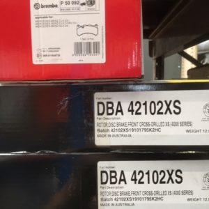 DBA42102XS AND 6 PISTON BREMBO FRONT PADS P50092