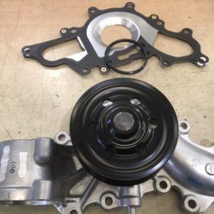 WPT-143 AISIN WATER PUMP VDJ200 LANDCRUISE XREF 16100-59365