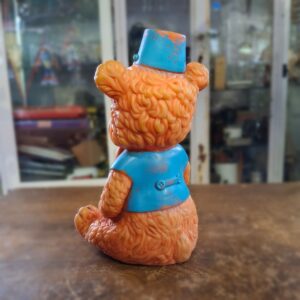 Boneco Ursinho de Vinil com Chapéu