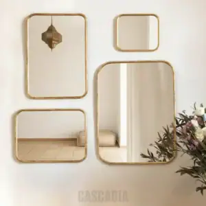 Miroir Square