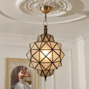 Lustre Diamant en laiton massif fait main, design marocain élégant pour salon, chambre ou salle à manger, luminaire artisanal décoratif