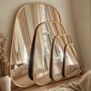 Lot de 4 miroirs Trapèze en cuivre, design géométrique modulable pour déco murale élégante