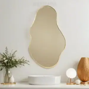 Miroir mural irrégulier en cuivre fait main