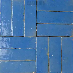 Bejmat traditionnel marocain façonné à la main, prêt pour fabrication, vente et installation artisanale.