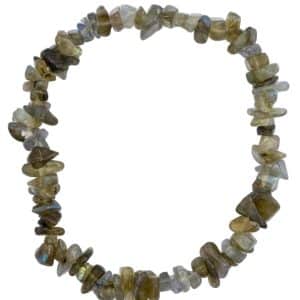 Labradorite Chip Stretch Bracelet, an elastic bracelet made of irregular labradorite gemstone chips with a lustrous, iridescent surface.