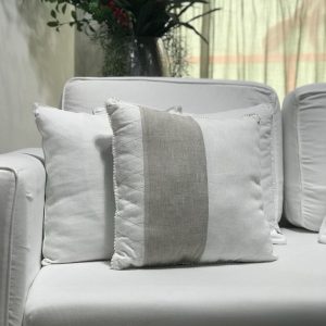 Almofada linho bege e branco