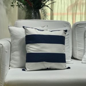 Almofada sarja listrada azul marinho e branco